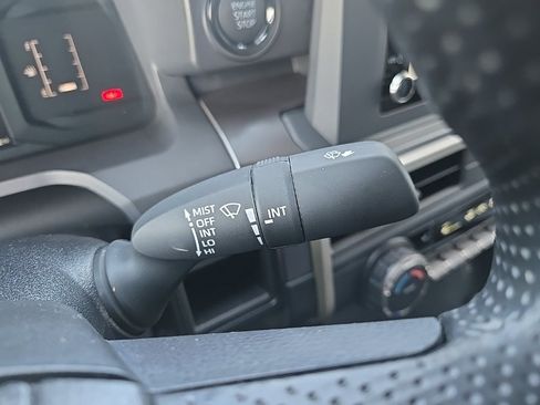 Used 2025 Toyota Tacoma SR5 image 51