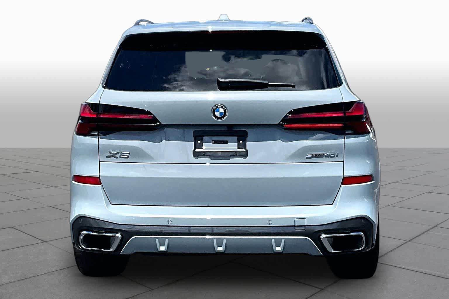 Used 2026 BMW X5 sDrive40i RWD image 4
