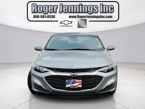 Used 2025 Chevrolet Malibu RS image 7