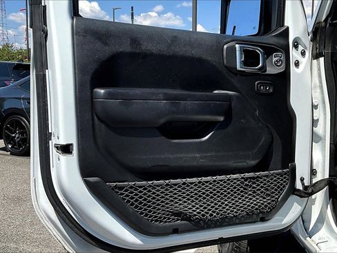 Used 2021 Jeep Wrangler Unlimited Sport image 17