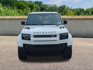 New 2026 Land Rover Defender 130 X-Dynamic SE AWD/4WD video 2