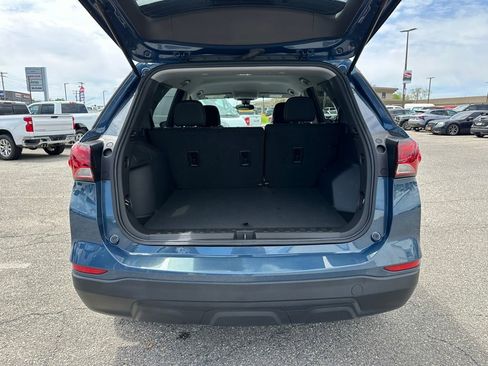 Certified 2024 Chevrolet Equinox LS w/ LS Convenience Package FWD image 4