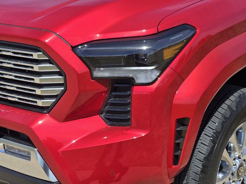 New 2026 Toyota Tacoma Limited AWD/4WD image 9