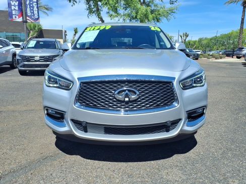 Used 2020 INFINITI QX60 Luxe w/ Essential Package image 2