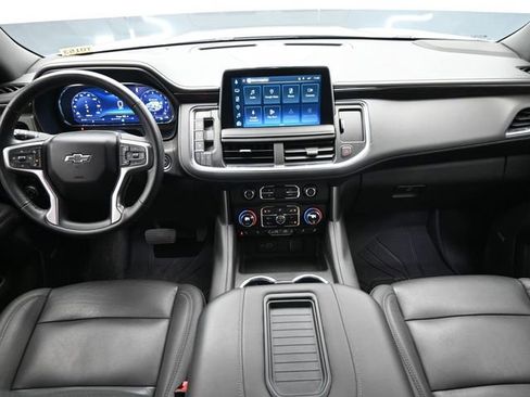 Used 2024 Chevrolet Suburban Z71 w/ Z71 Off-Road Package image 18