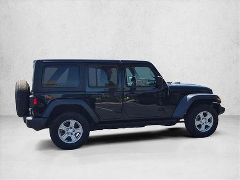 Used 2023 Jeep Wrangler Unlimited Sport AWD/4WD image 4