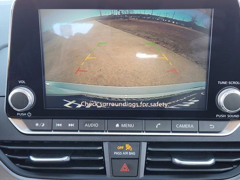 Used 2025 Nissan Altima 2.5 SR image 22