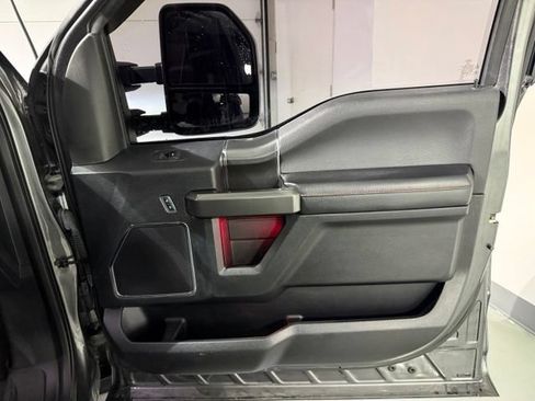 Used 2017 Ford F150 Lariat w/ Equipment Group 502A Luxury AWD/4WD image 27