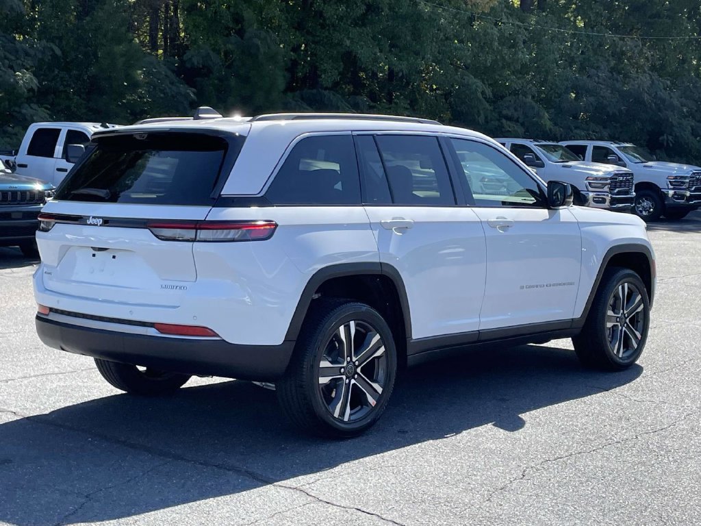 New 2027 Jeep Grand Cherokee Limited AWD/4WD image 8
