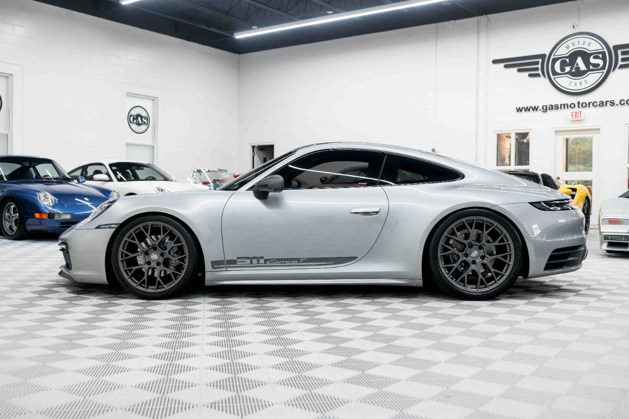 Used 2023 Porsche 911 Carrera T RWD image 12