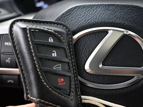 Used 2023 Lexus GX 460 Premium AWD/4WD image 34