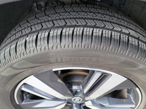 Used 2021 Nissan Rogue SL w/ Premium Package image 14