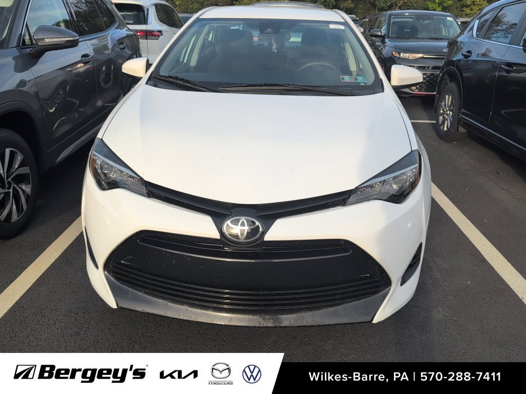 Used 2019 Toyota Corolla LE FWD image 2