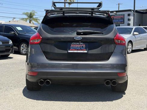 Used 2018 Ford Focus SE FWD image 23