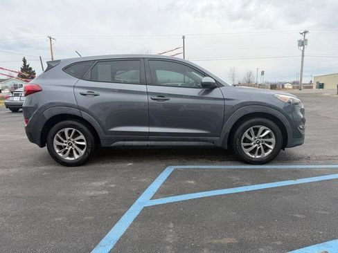 Used 2018 Hyundai Tucson SE w/ Cargo Package image 9