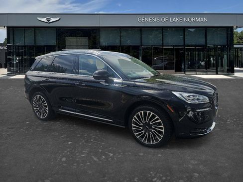 Used 2020 Lincoln Corsair Reserve w/ Equipment Group 201A AWD/4WD image 3
