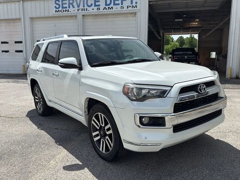 Used 2016 Toyota 4Runner Limited RWD image 7