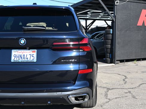 Used 2024 BMW X5 xDrive50e w/ M Sport Package AWD/4WD image 15