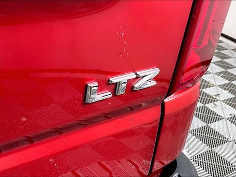 Used 2024 Chevrolet Silverado 1500 LTZ w/ LTZ Convenience Package II AWD/4WD image 24