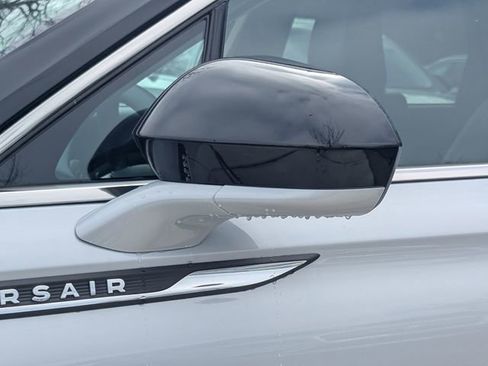 New 2026 Lincoln Corsair Premiere image 10