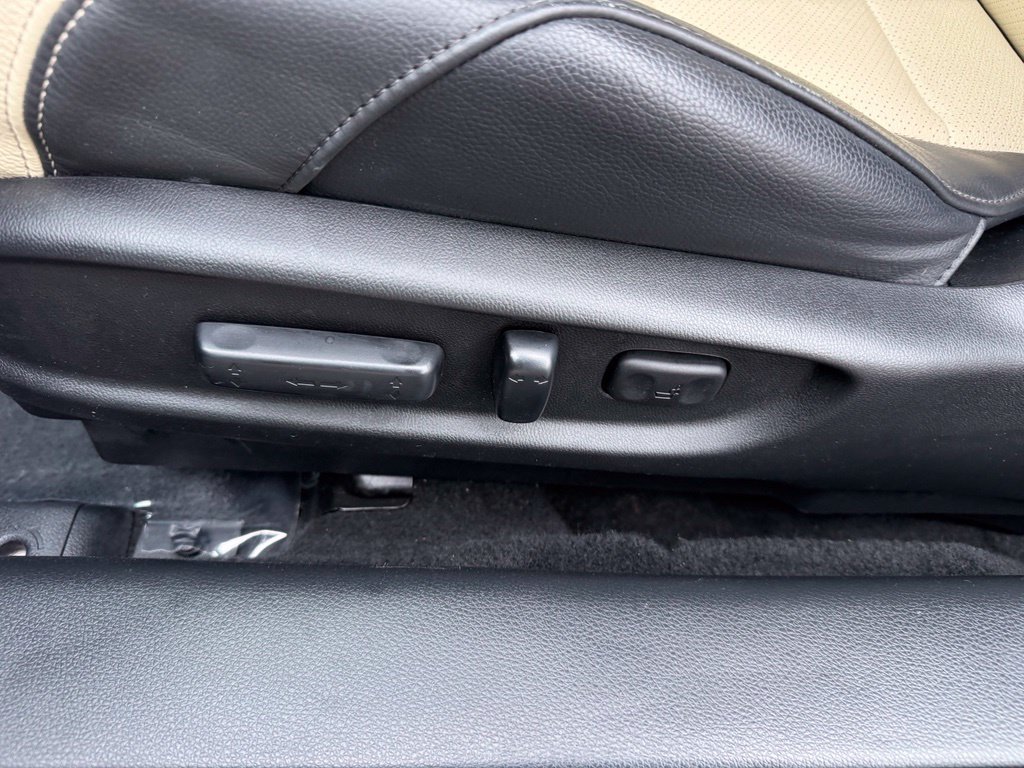 Used 2016 Honda Accord EX-L image 12
