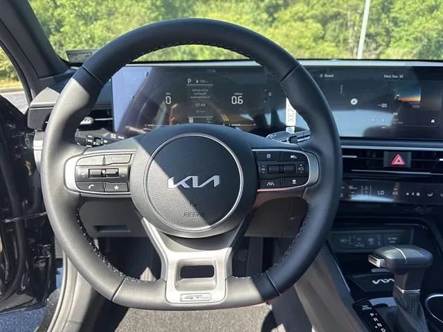 New 2027 Kia K5 GT-Line image 9