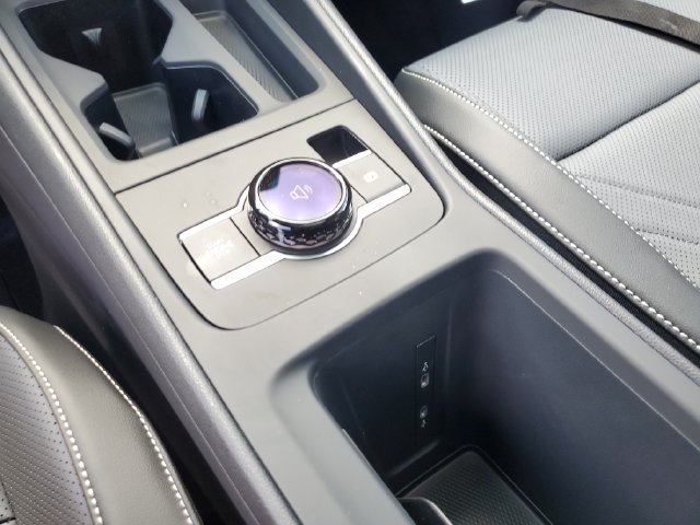 New 2026 Volkswagen Tiguan SE R-Line FWD image 21