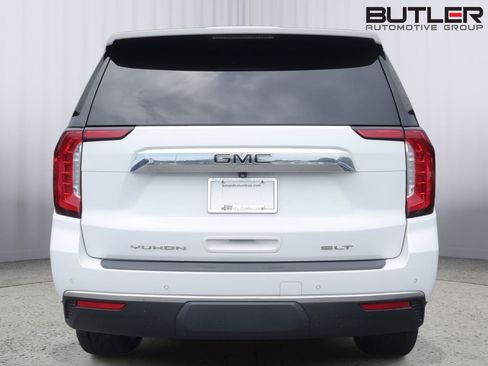 Used 2022 GMC Yukon SLT w/ SLT Premium Package AWD/4WD image 5