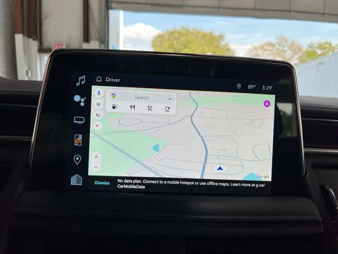 Used 2022 Chevrolet Tahoe LT w/ Luxury Package image 25