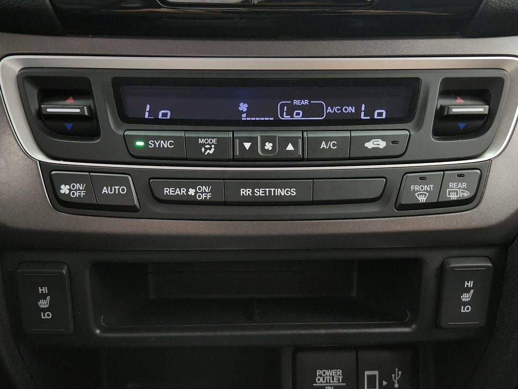 Used 2017 Honda Ridgeline RTL-T image 16