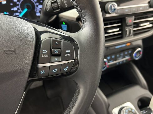 Used 2021 Ford Escape SE w/ Convenience Package AWD/4WD image 19