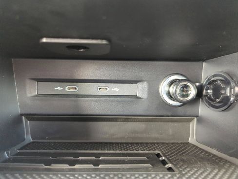 New 2026 Volkswagen Taos SE image 31