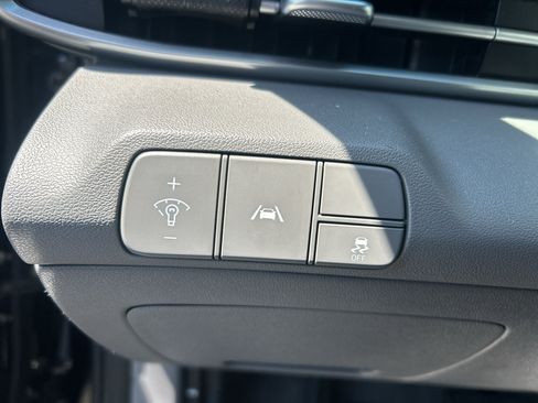 Used 2021 Hyundai Elantra SEL FWD image 36
