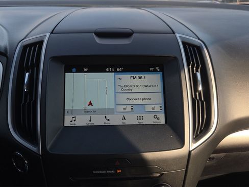 Used 2018 Ford Edge SEL w/ Equipment Group 201A image 10