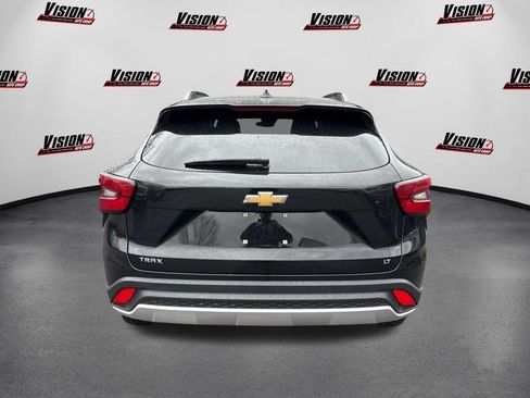 Used 2024 Chevrolet Trax LT FWD image 6