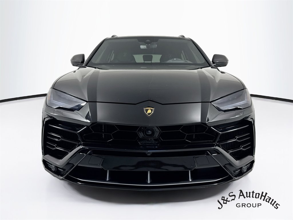 Used 2021 Lamborghini Urus AWD/4WD image 2
