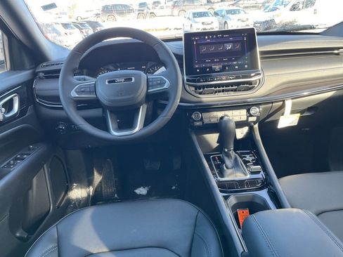 New 2026 Jeep Compass Limited image 17