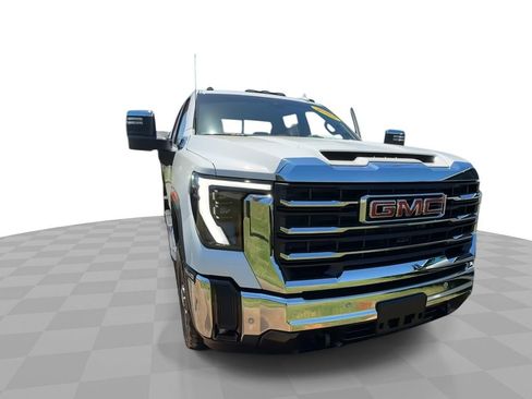 Certified 2025 GMC Sierra 2500 SLT w/ SLT Premium Package AWD/4WD image 5