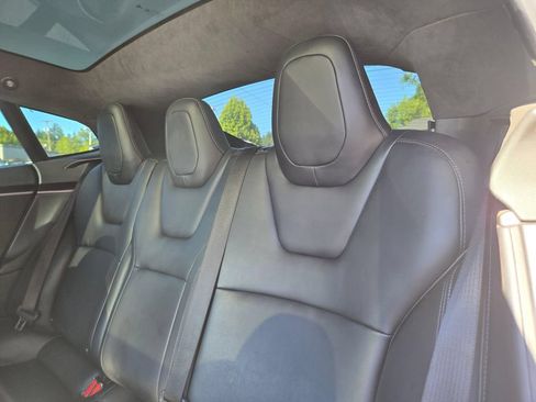 Used 2020 Tesla Model S AWD image 17