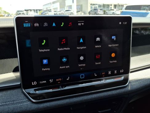 Certified 2025 Volkswagen Tiguan S FWD image 27