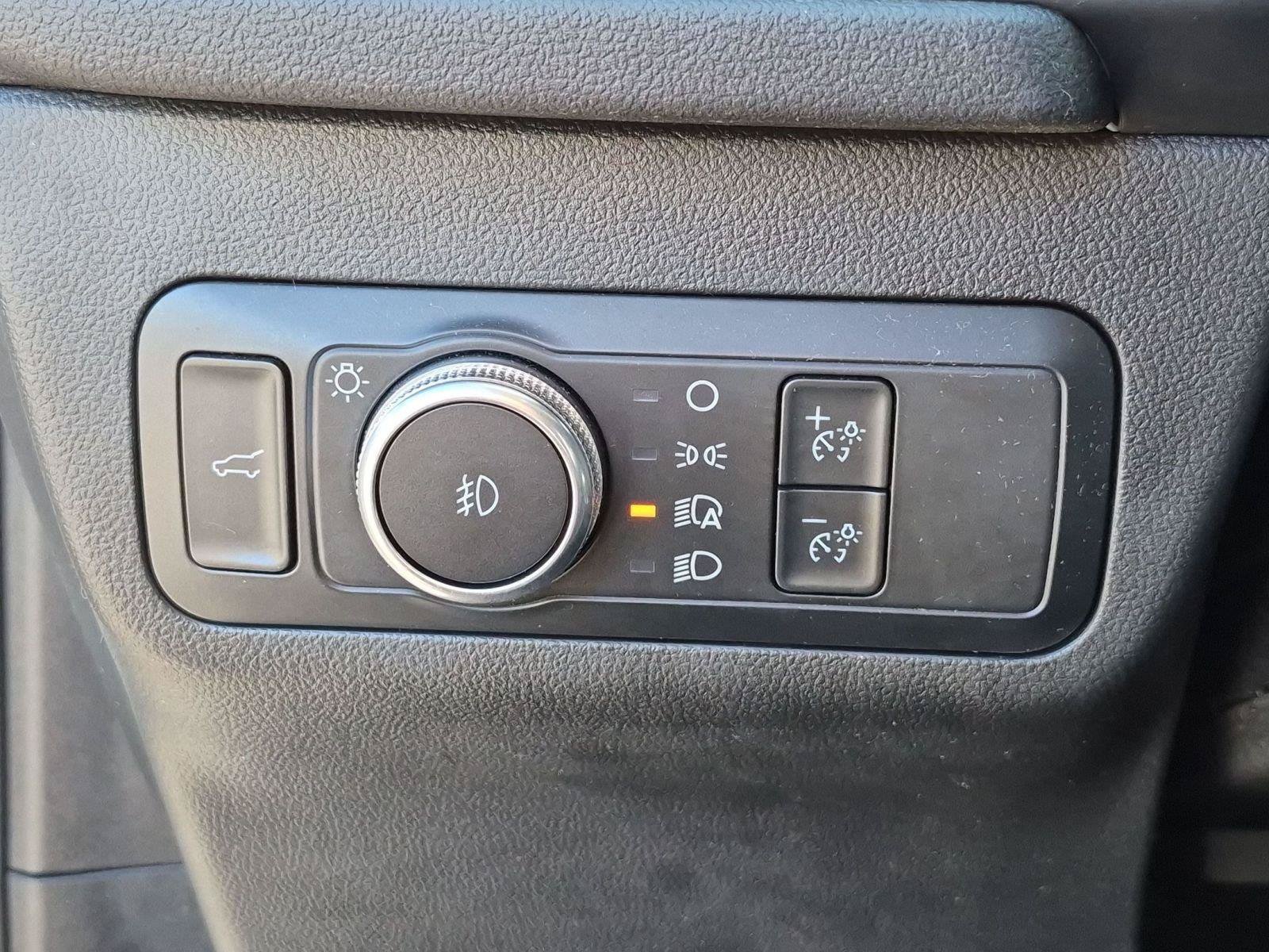 Used 2022 Ford Escape SEL w/ Technology Package AWD/4WD image 35