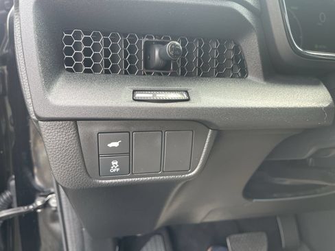 Used 2025 Honda CR-V Sport-L image 17
