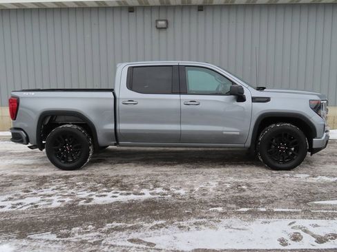 Used 2024 GMC Sierra 1500 Elevation image 2