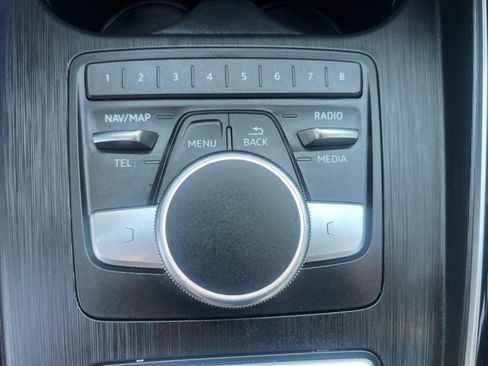 Used 2019 Audi A4 2.0T Premium Plus w/ Premium Plus Package AWD/4WD image 21