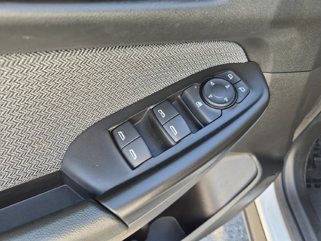 Used 2025 Chevrolet TrailBlazer LT AWD/4WD image 13