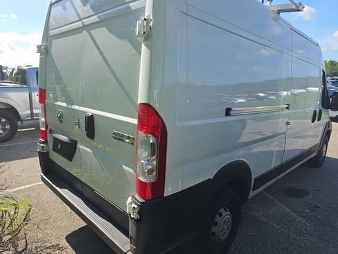 Used 2025 RAM ProMaster 2500 w/ Safety Group FWD image 3