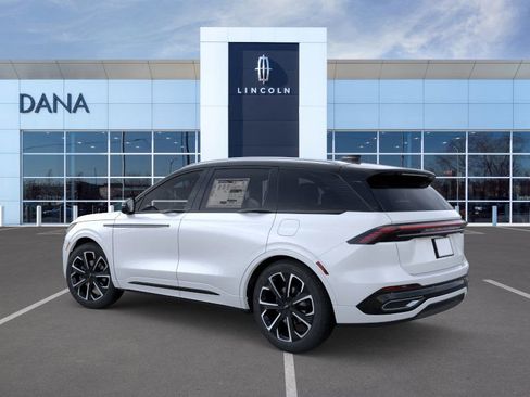 New 2026 Lincoln Nautilus Reserve AWD/4WD image 4