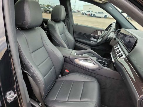 Used 2022 Mercedes-Benz GLS 450 4MATIC image 18