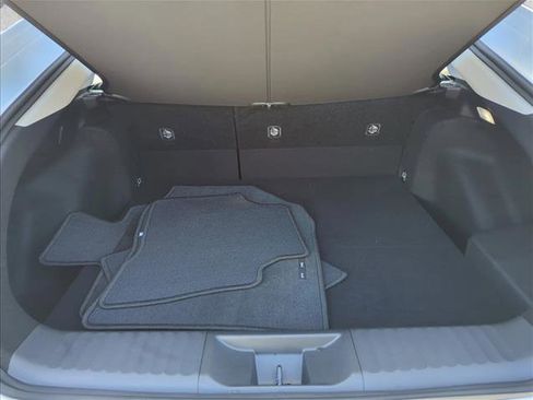 Certified 2025 Toyota Prius XLE image 24