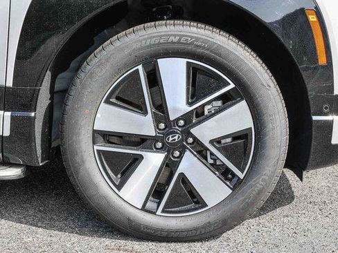 New 2026 Hyundai Ioniq 9 SEL AWD/4WD image 9